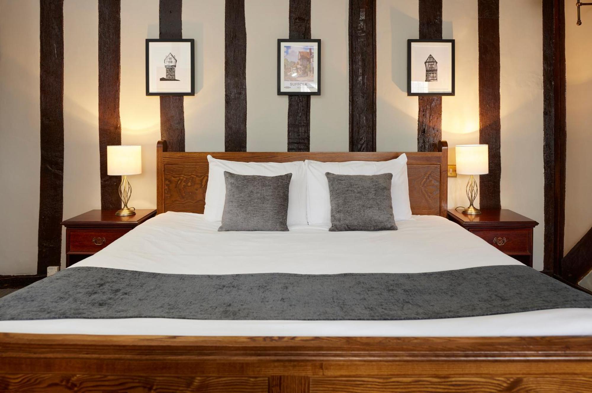 Bull Hotel By Greene King Inns ลองเมลฟอร์ด ภายนอก รูปภาพ