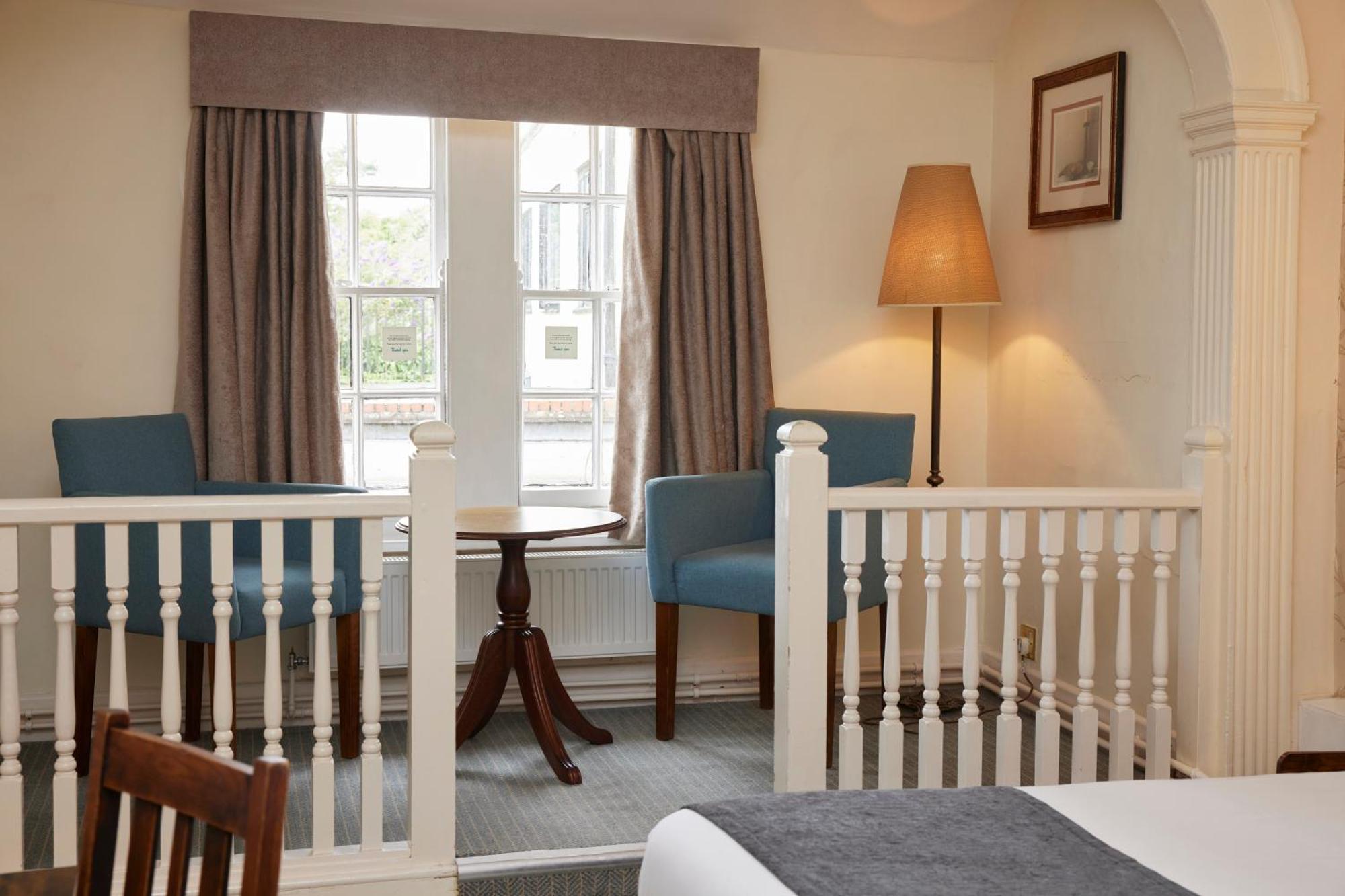 Bull Hotel By Greene King Inns ลองเมลฟอร์ด ภายนอก รูปภาพ