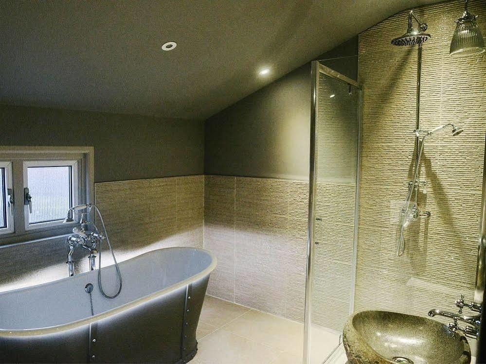 Bull Hotel By Greene King Inns ลองเมลฟอร์ด ภายนอก รูปภาพ